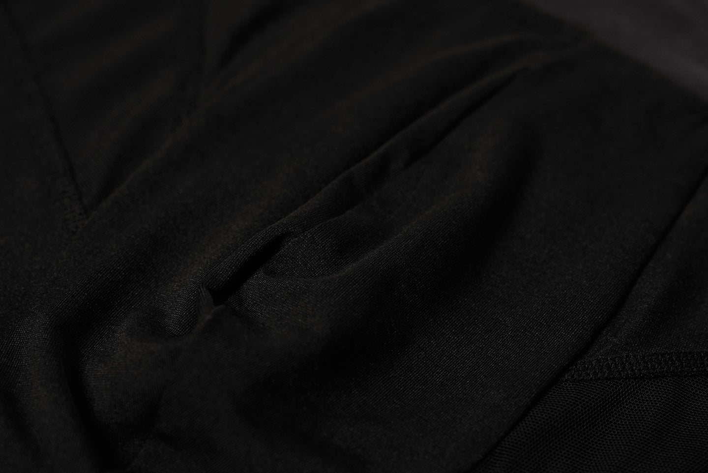 Lightweight Trunk (Black)