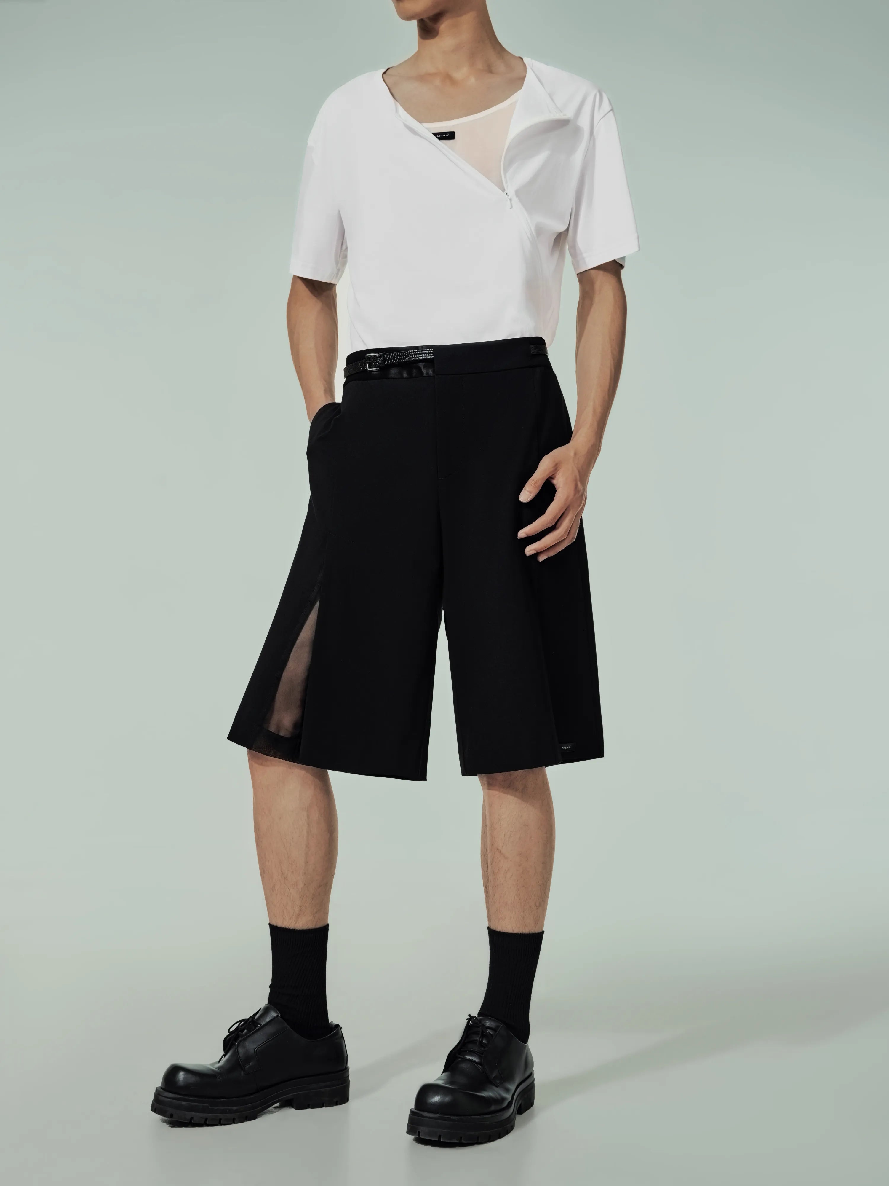 Bermuda Shorts & Lizard-Embossed Belt
