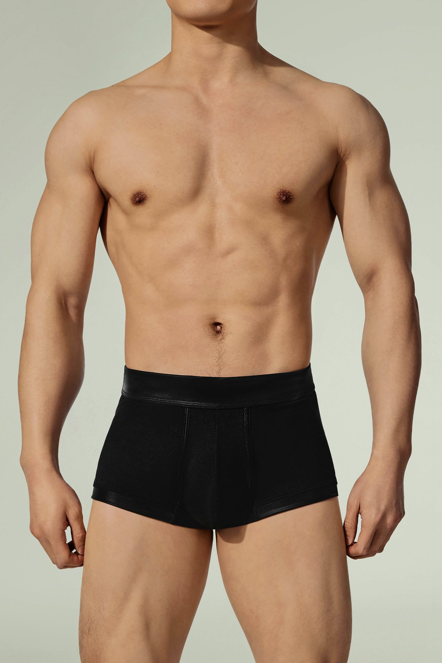 Buckle Trunk