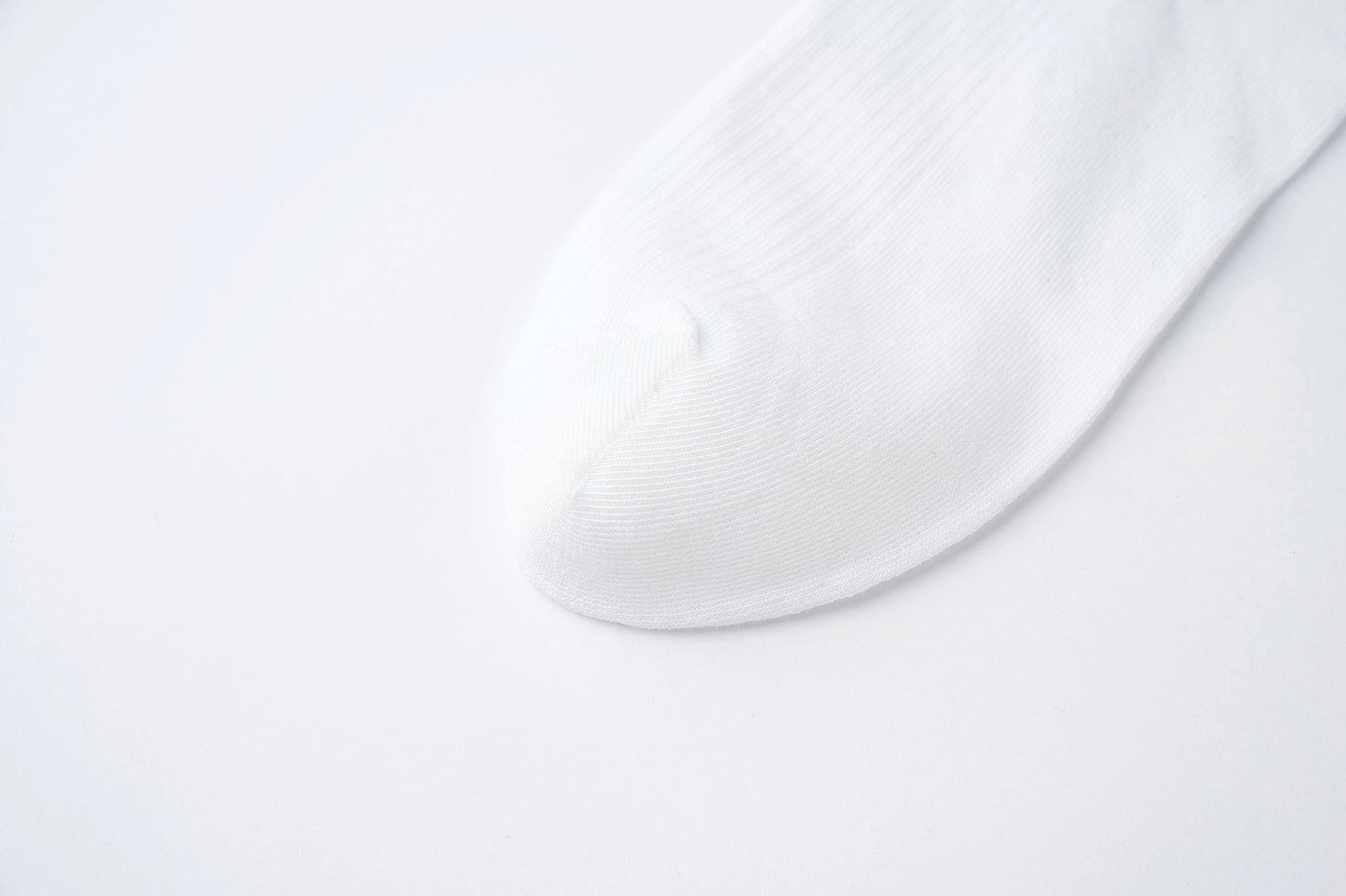 212-Long Crew Socks