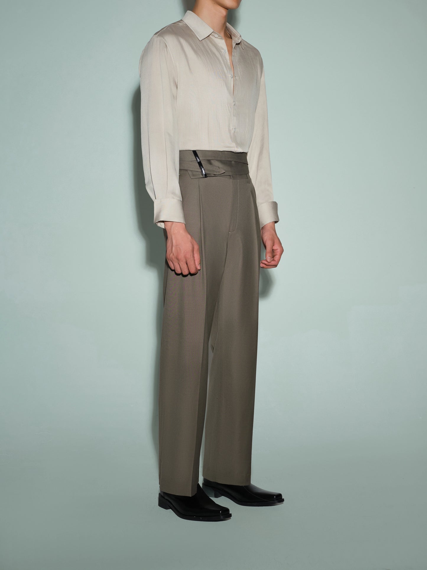 Side-Lace Long Sleeve Shirt & Lizard-Pattern Belt