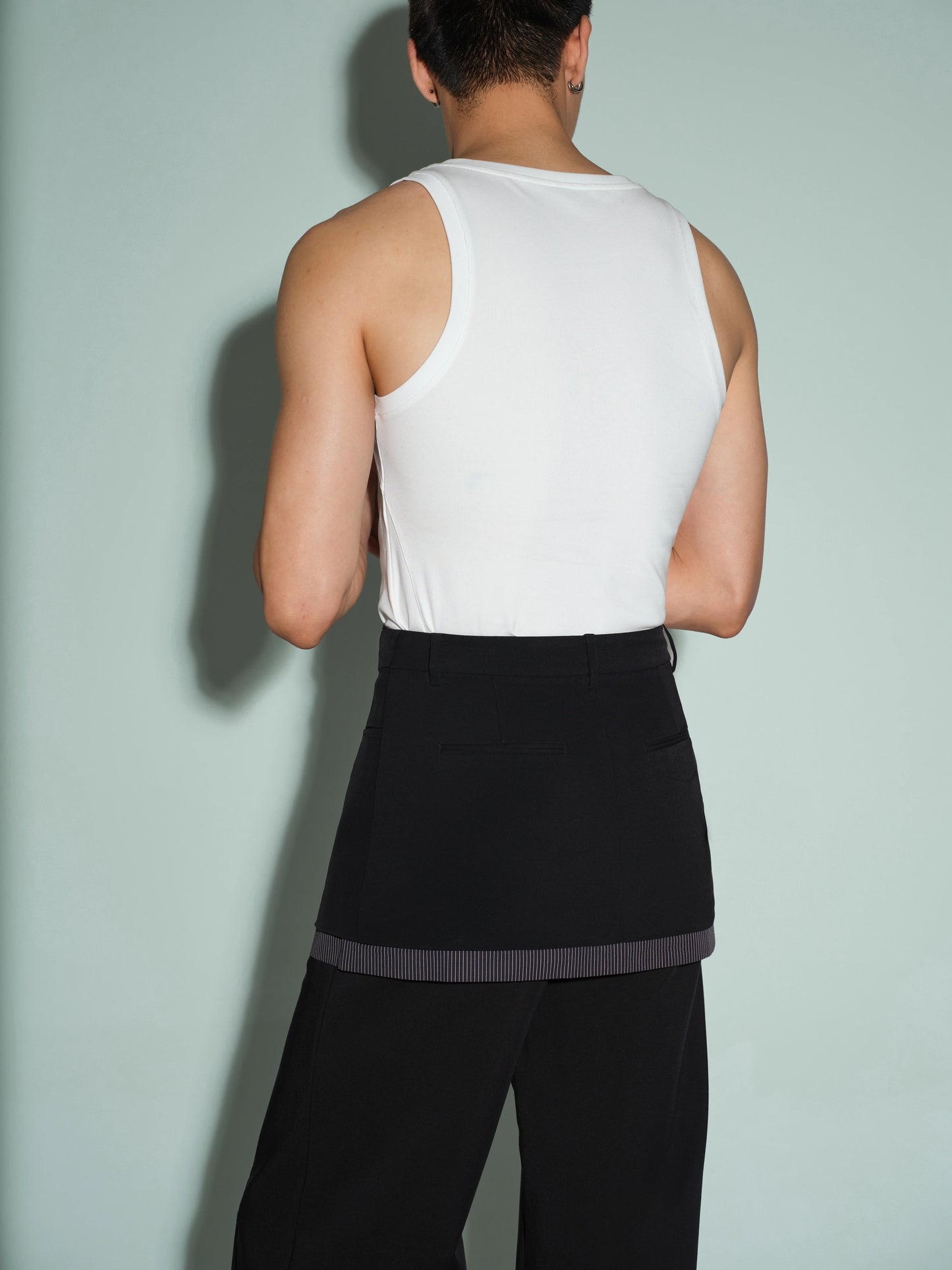Detachable-Panel Slim Vest