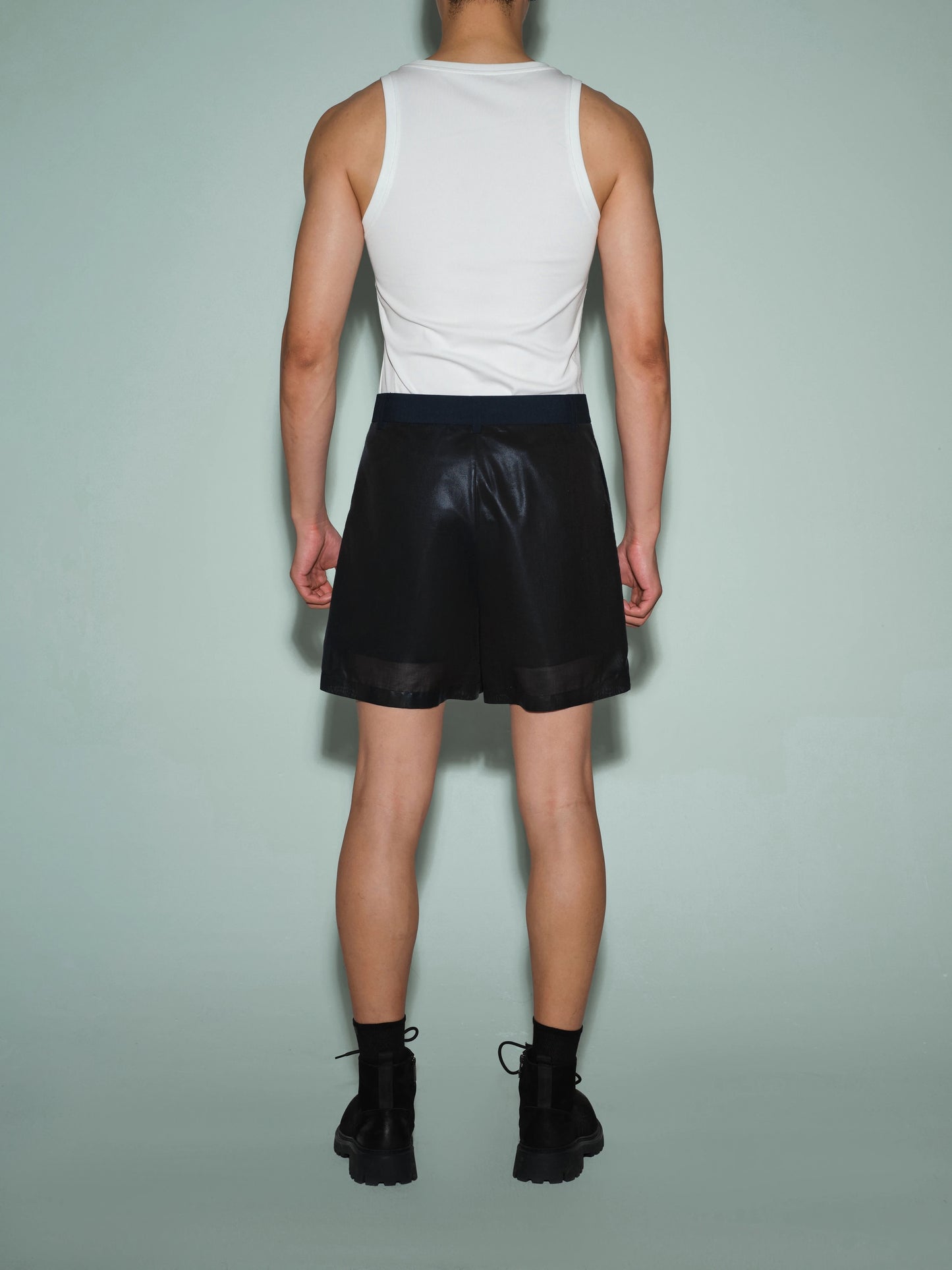 Detachable-Panel Slim Vest