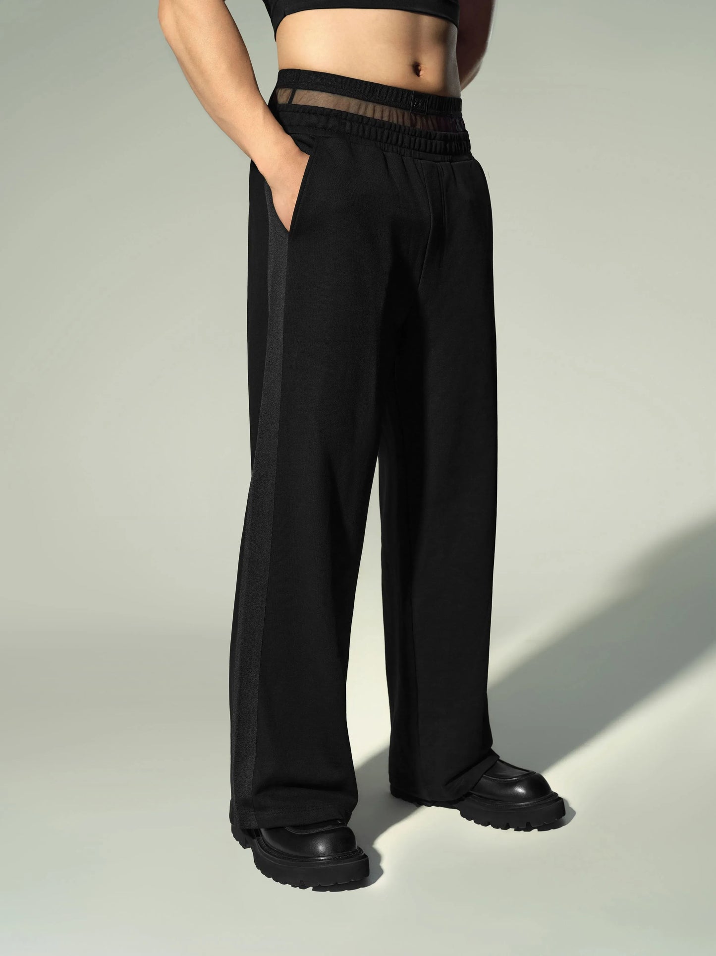 Buckle Brief & Dual-Band Joggers & Mesh Panel Sport Long Sleeve Black