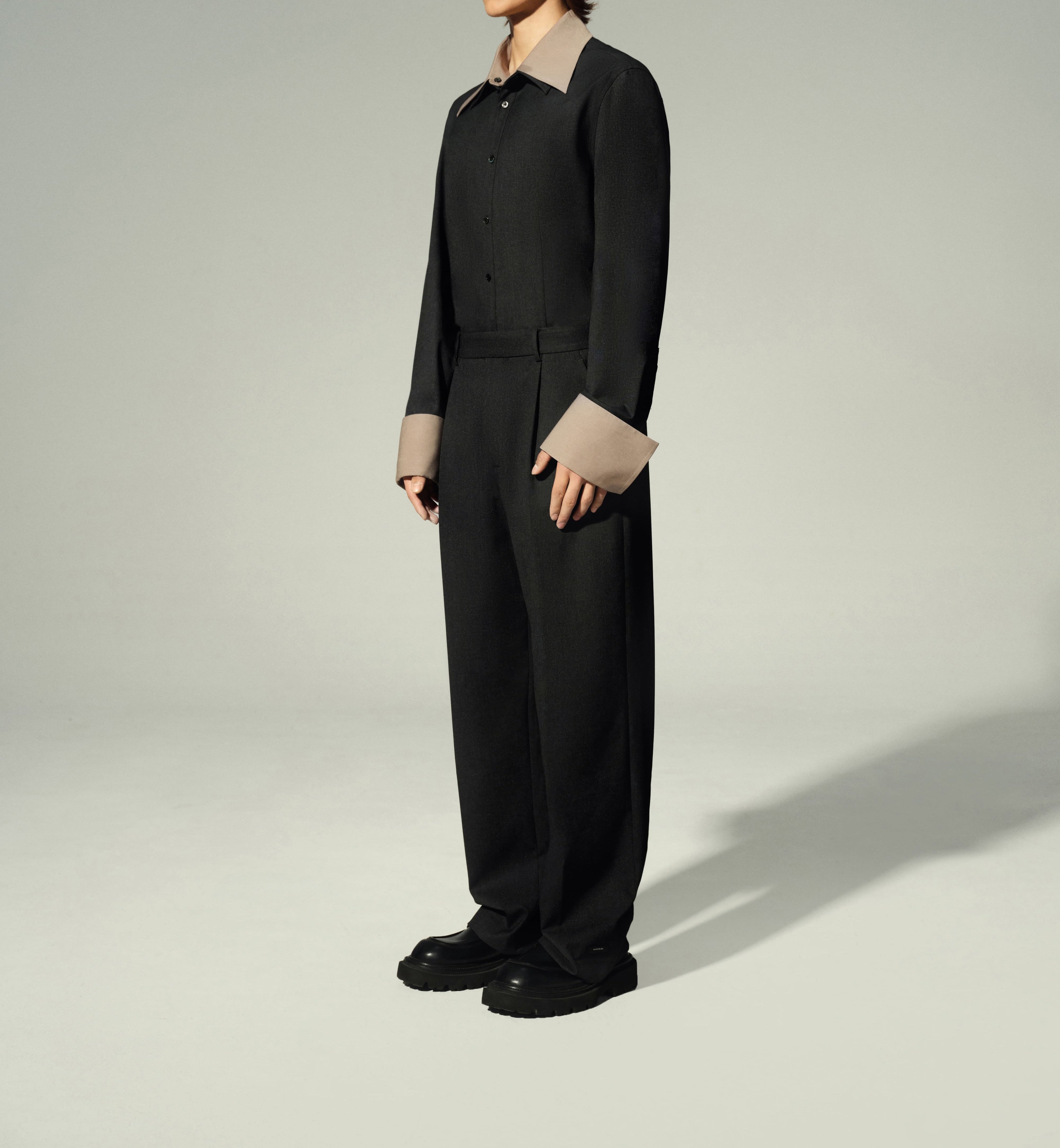 Long-Sleeve Shirt (Dark Heather/Khaki)