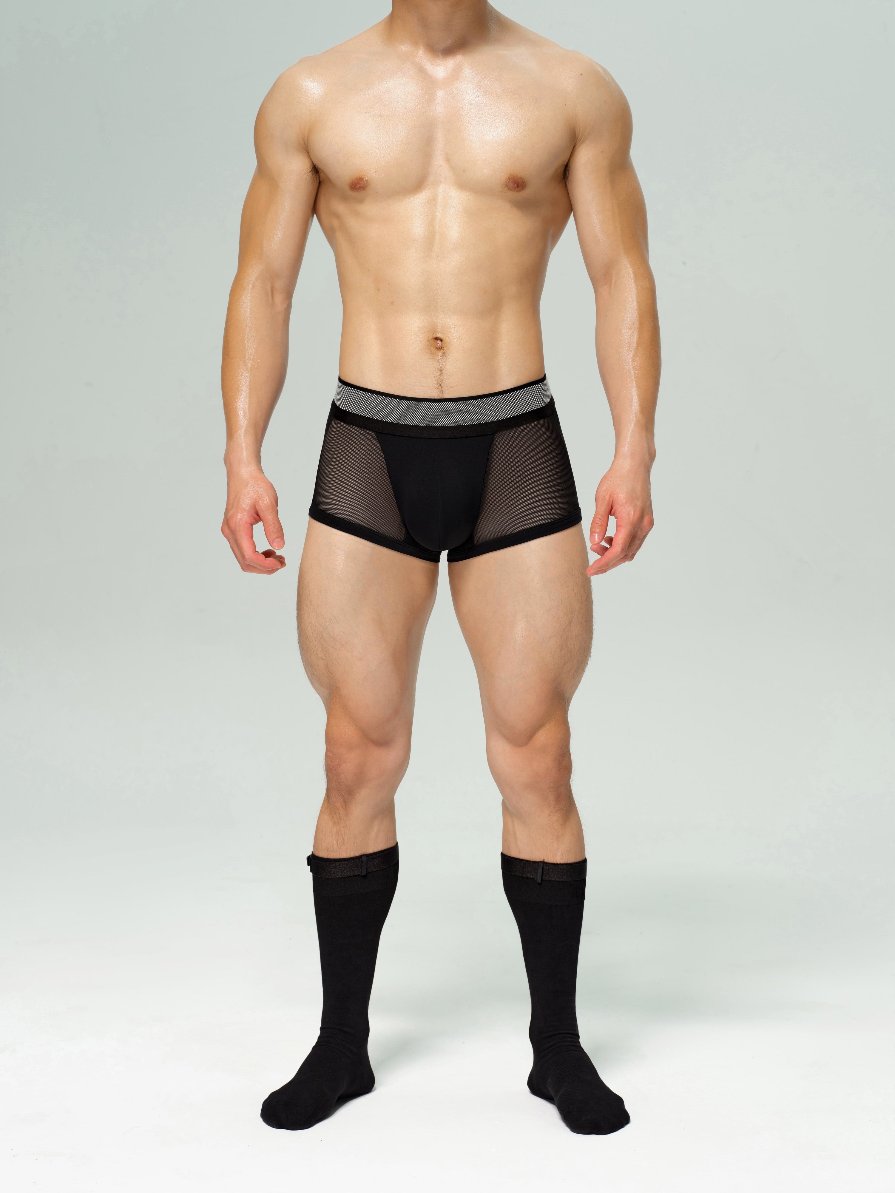 Mesh Patterned Wide Belt Trunk