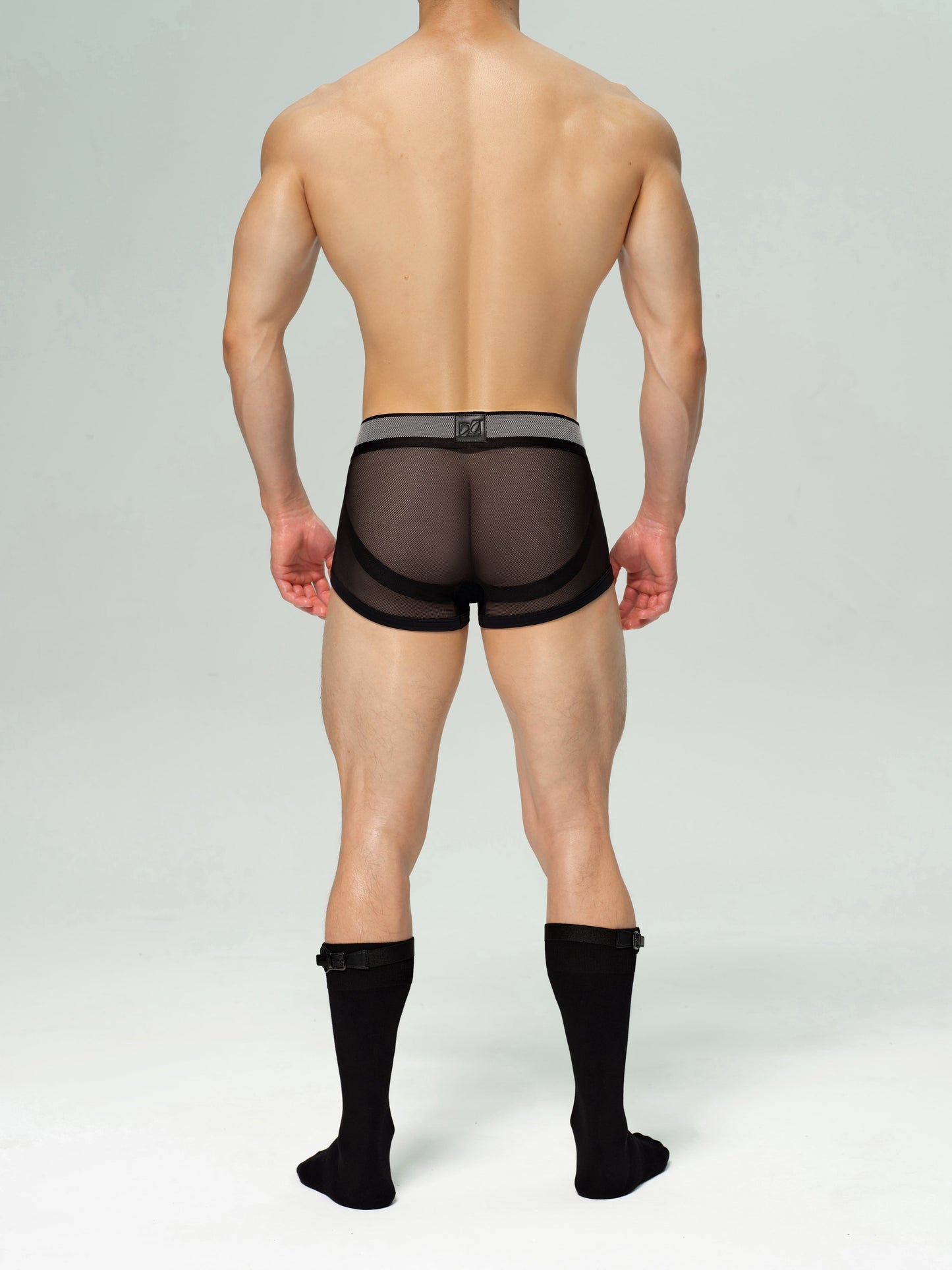 Mesh Patterned Wide Belt Trunk