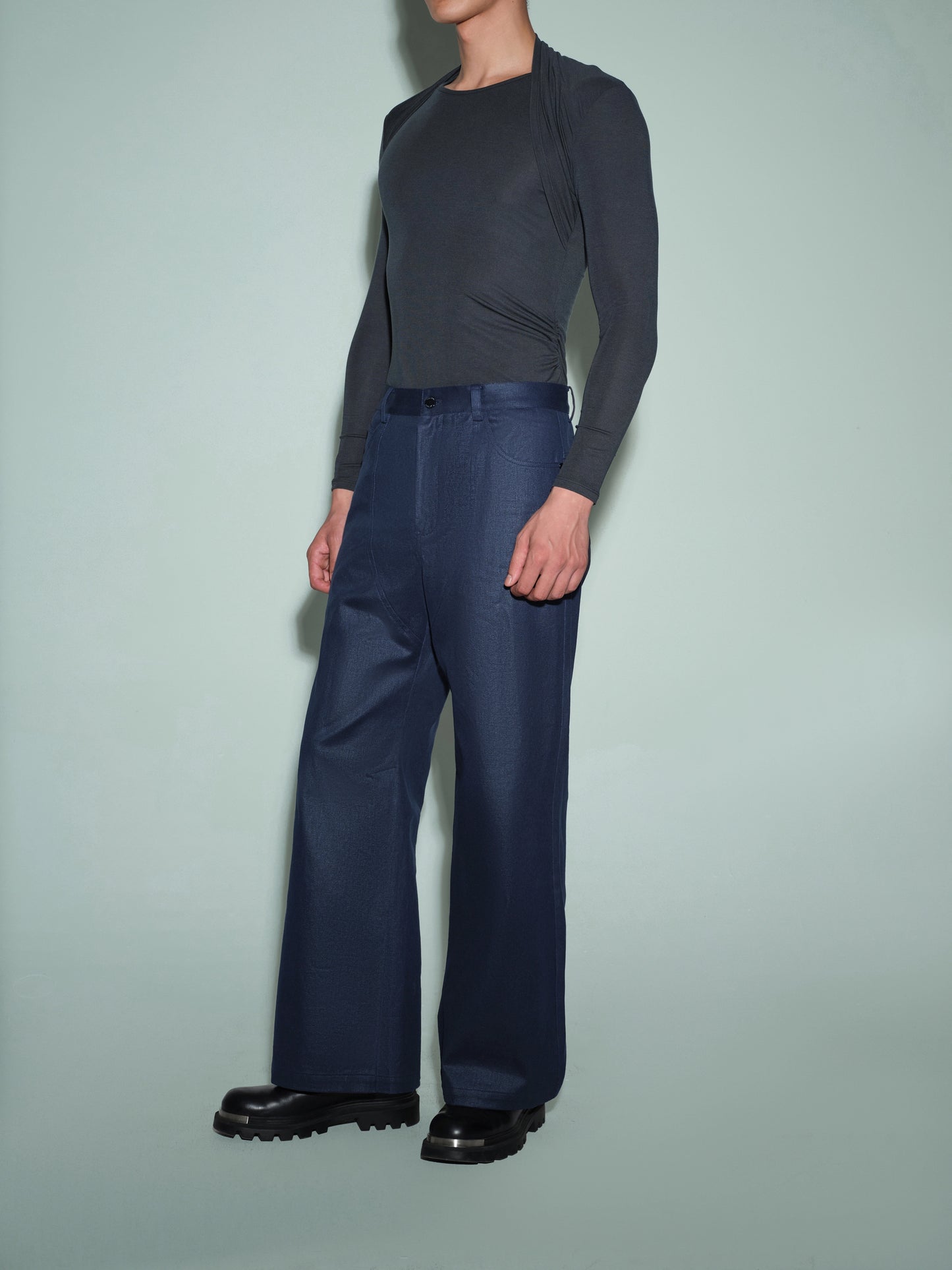 Mock Two-Layer Halter Neck Top