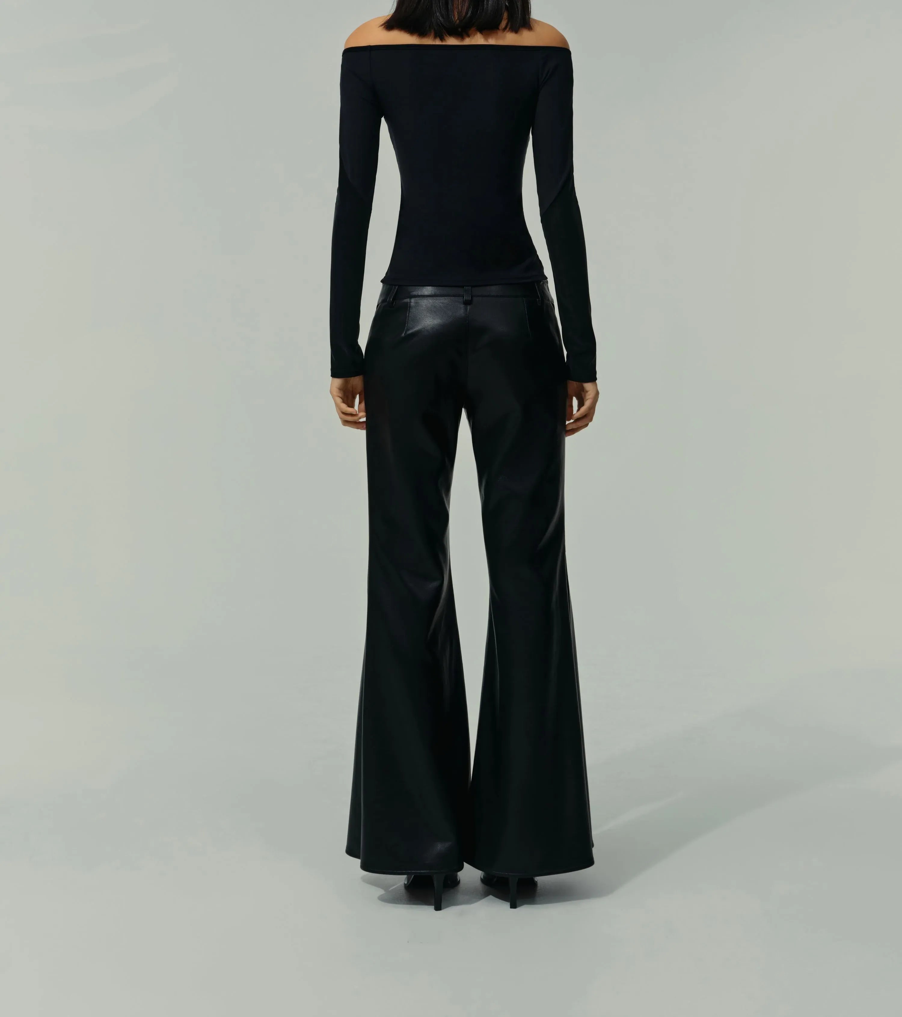 Off-Shoulder Long-Sleeve Base