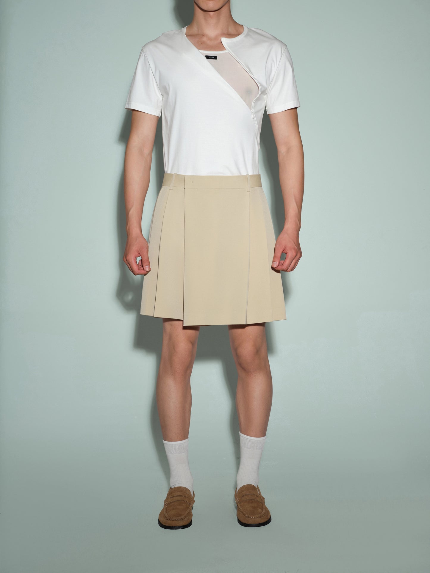 Pleated Bermuda Short