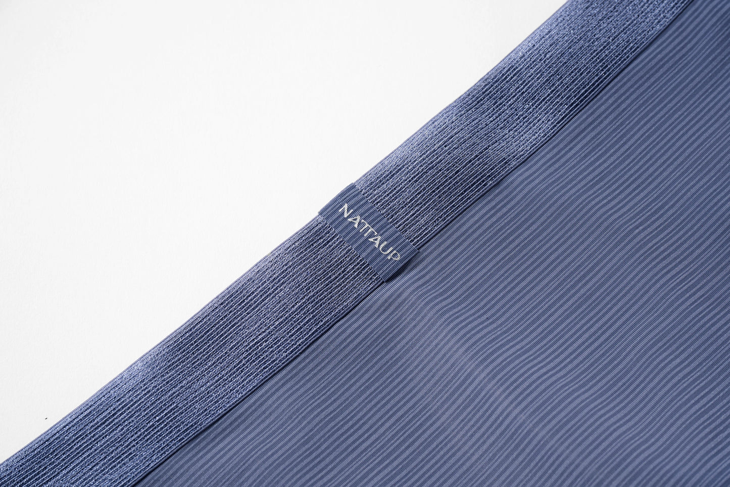 Satin-Striped Icy Silk Trunk (Mercury Mist*2)