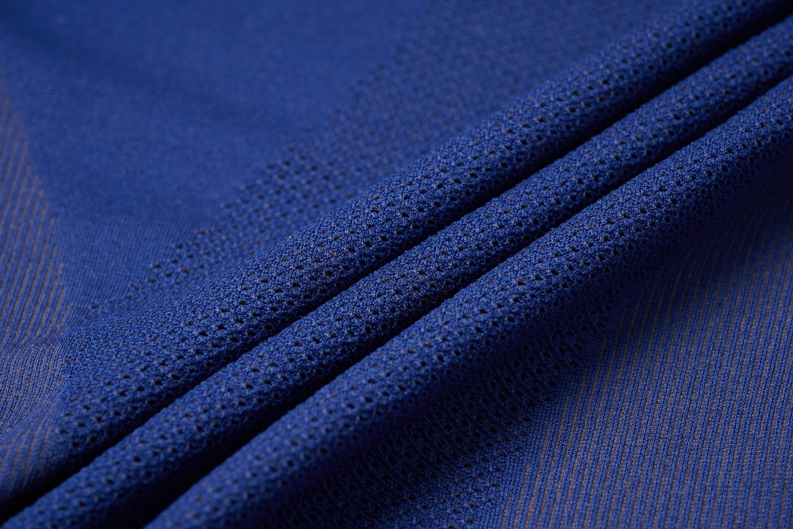 Seamless Knit Long-Sleeve