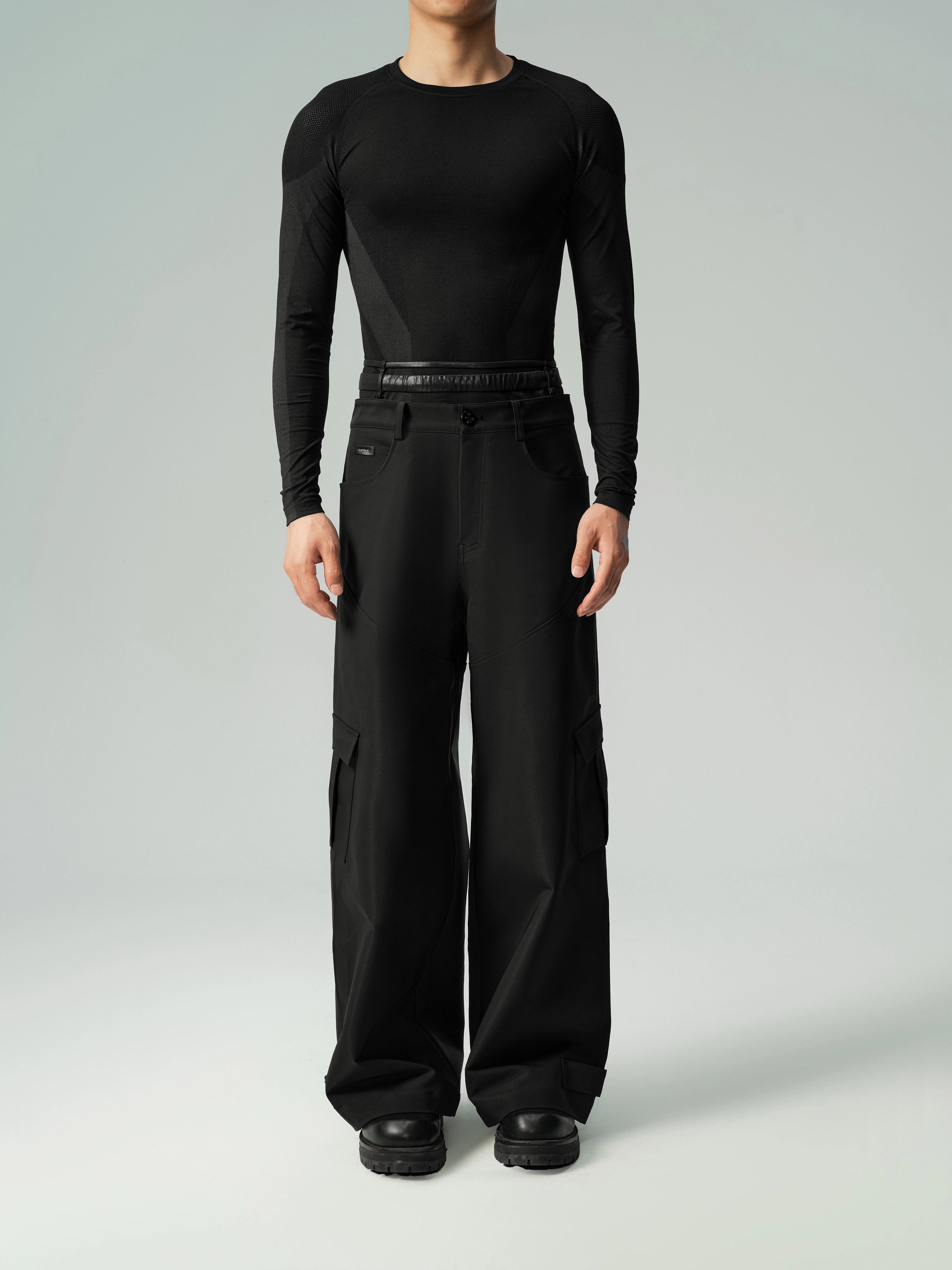 Seamless Knit Long-Sleeve