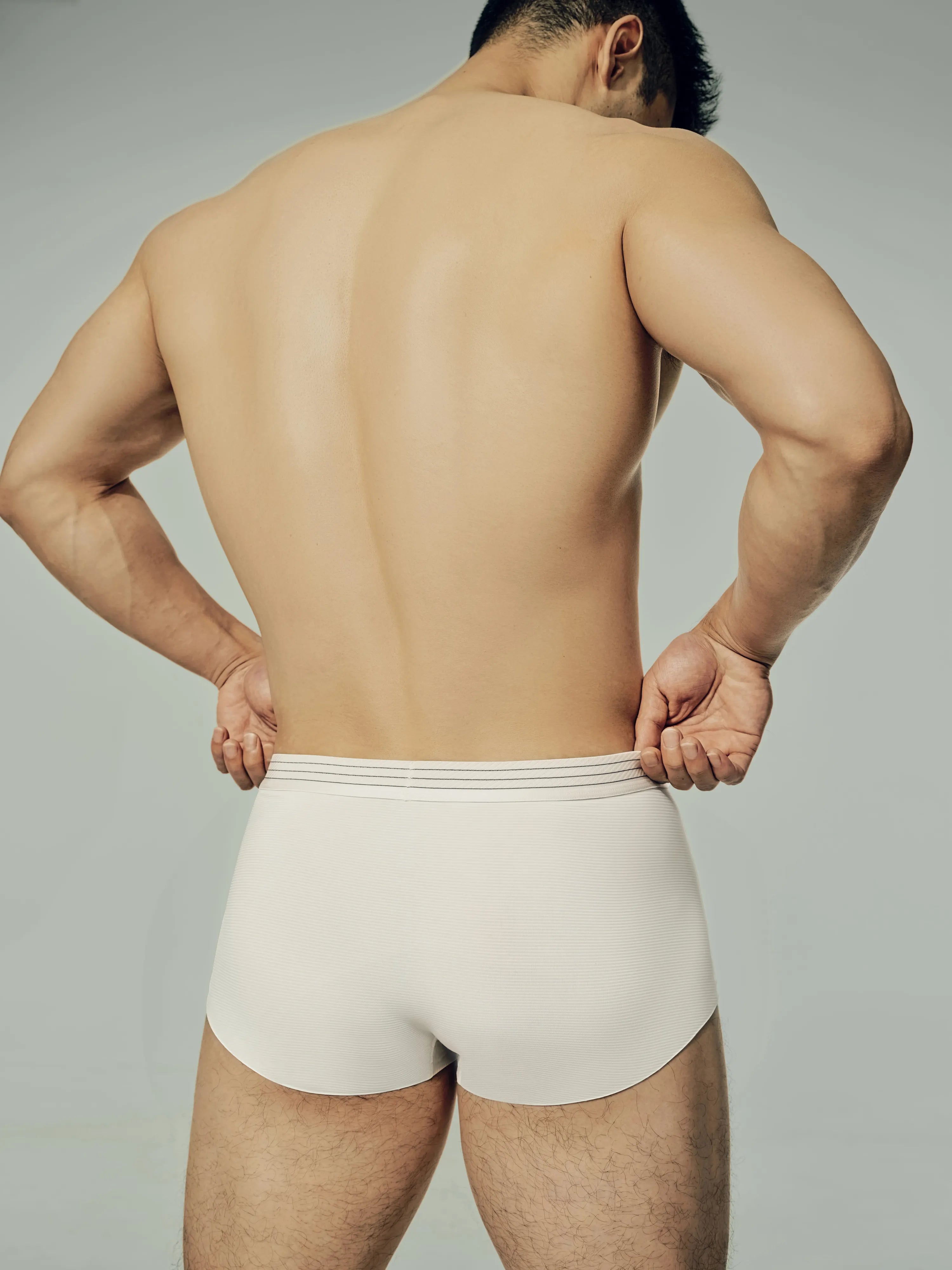 Striped Trunk (Sand White)