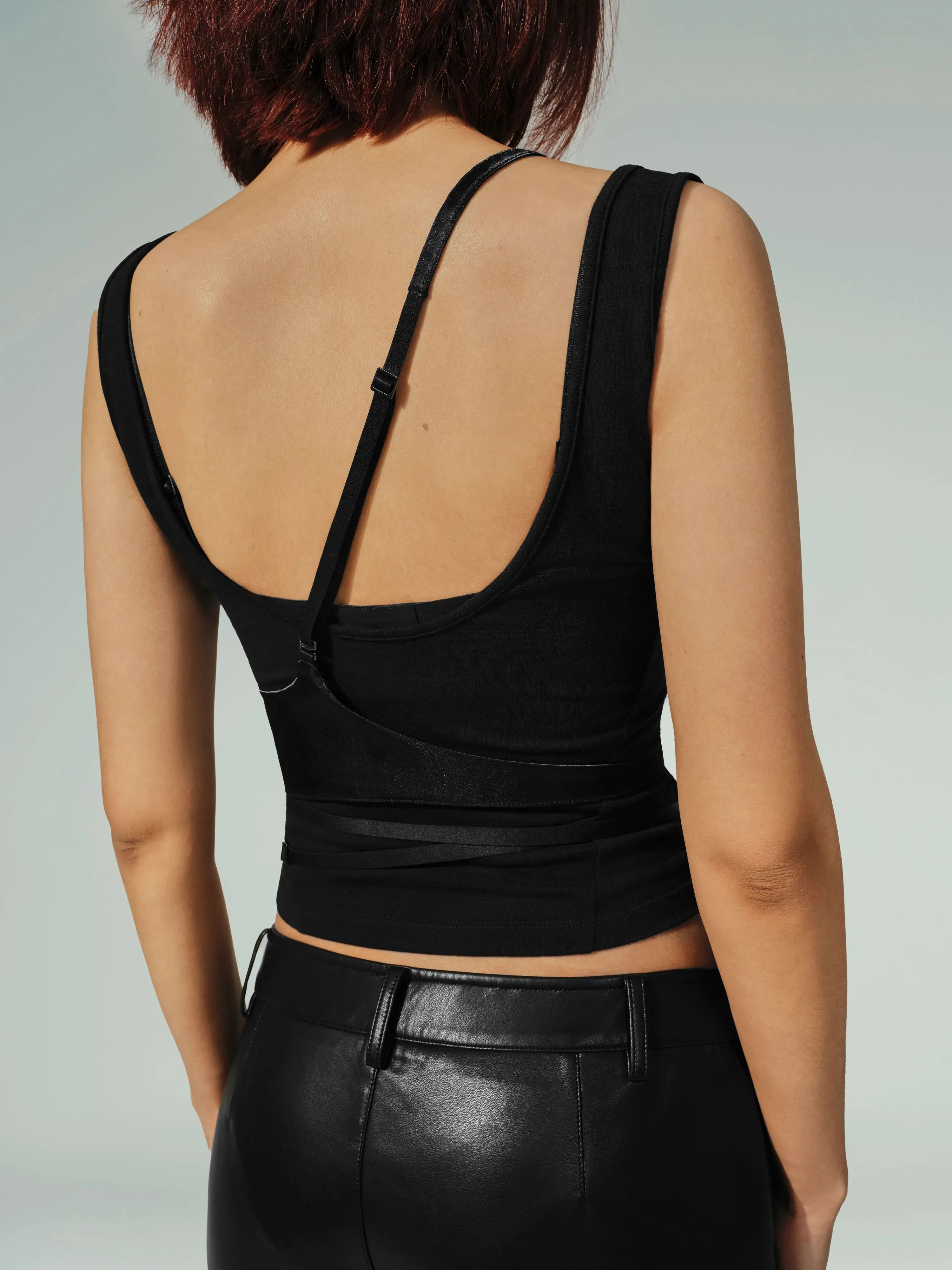 Sustain Series - Crisscross Straps